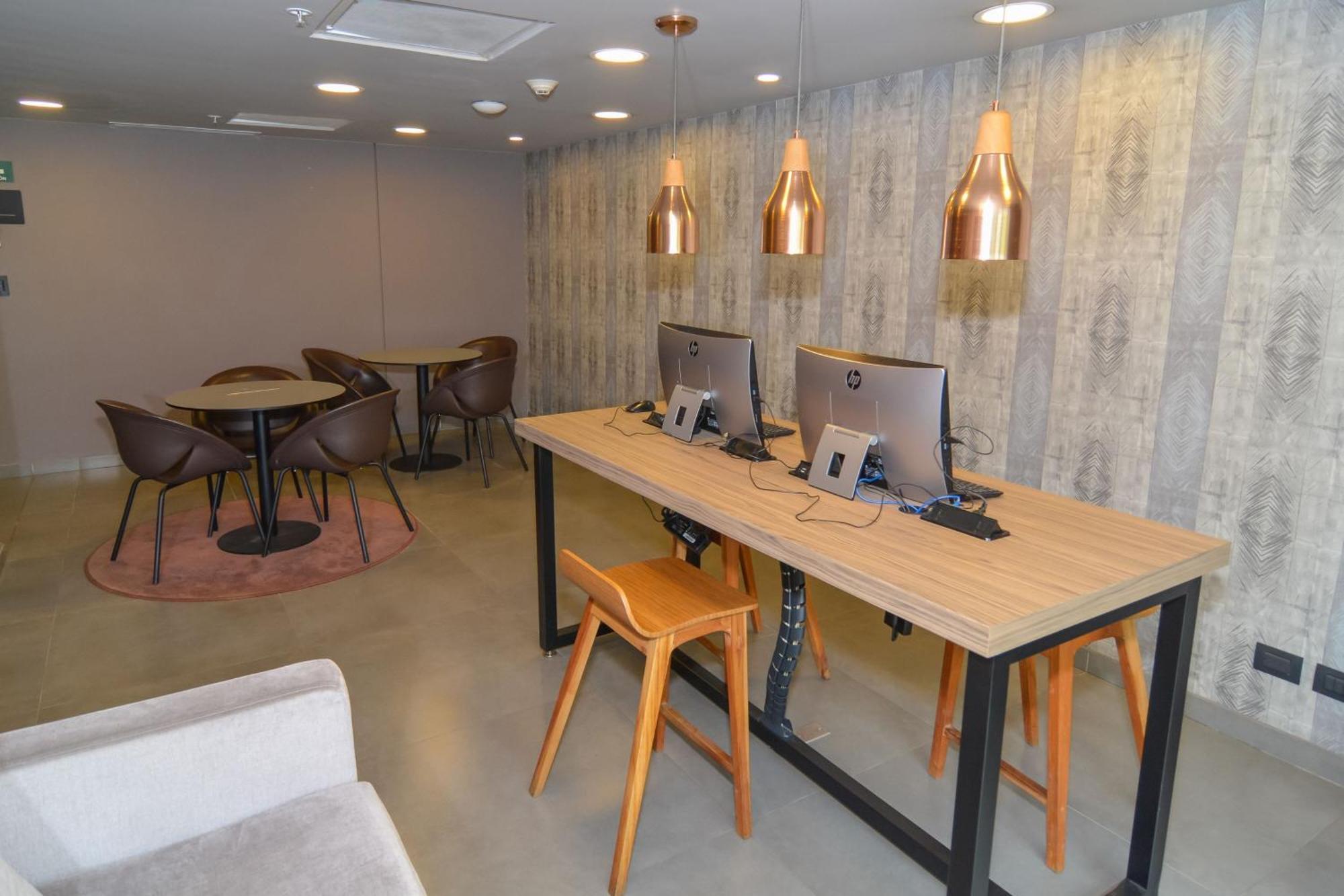 City Express Plus By Marriott Medellin Colombia Ngoại thất bức ảnh