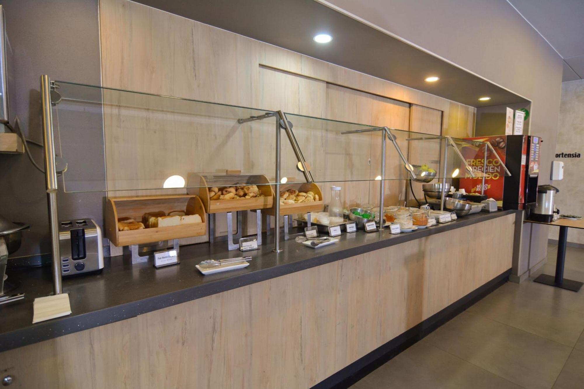 City Express Plus By Marriott Medellin Colombia Ngoại thất bức ảnh