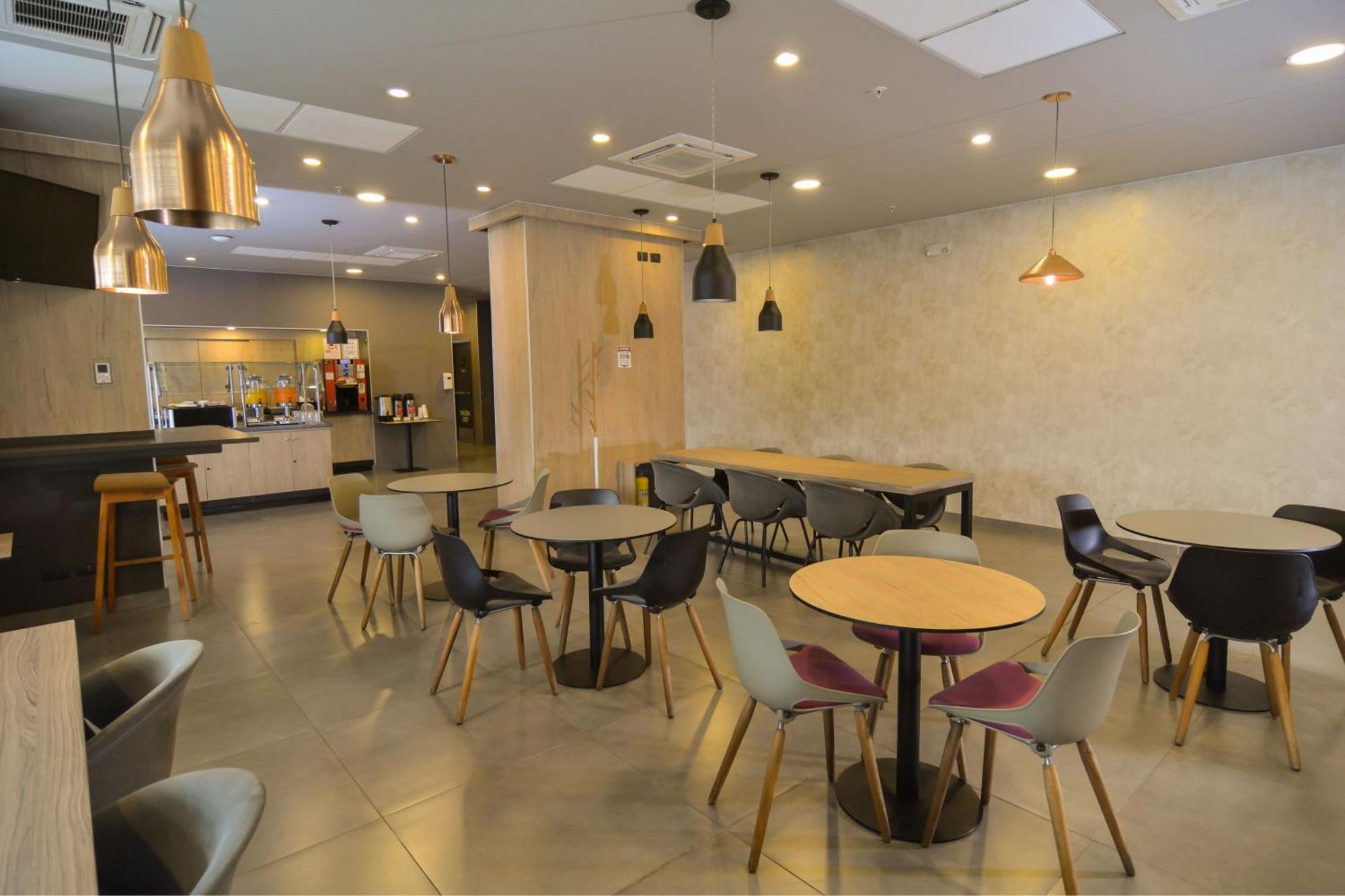City Express Plus By Marriott Medellin Colombia Ngoại thất bức ảnh